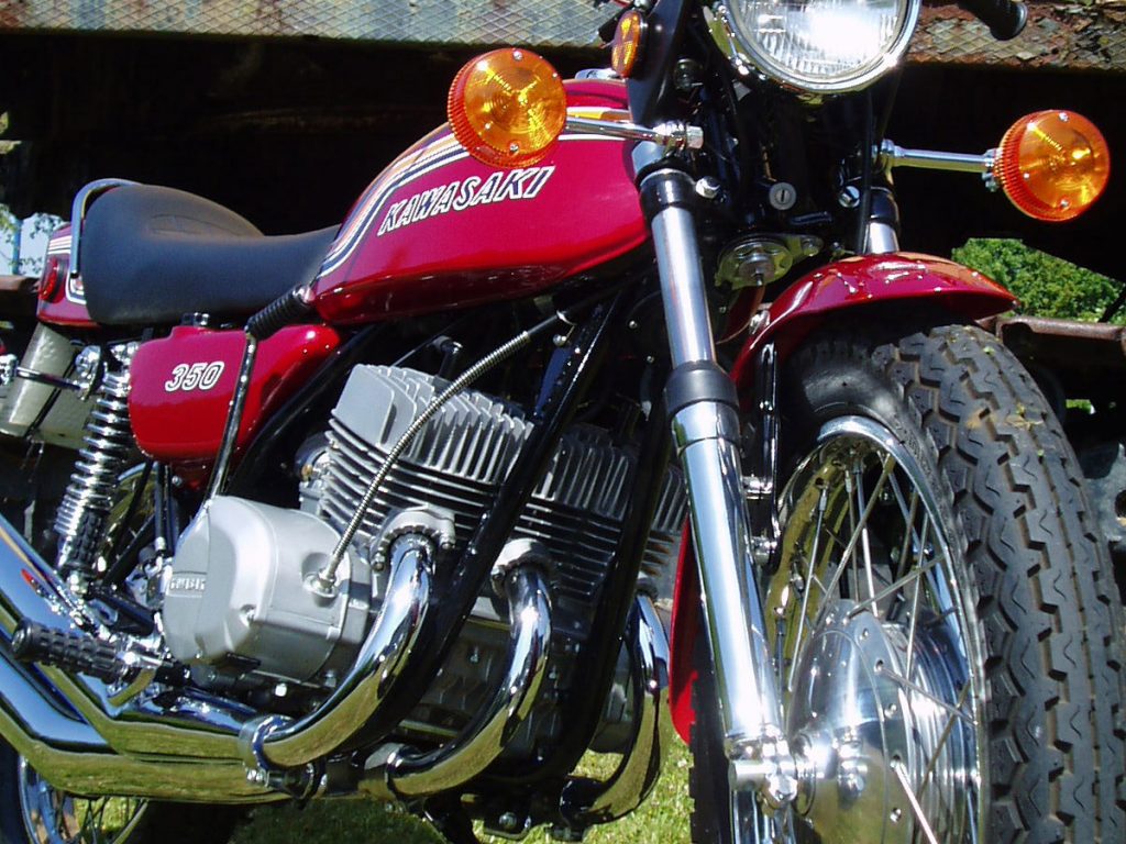 1970 Kawasaki S2 restored by New Era Restorations, Coalville